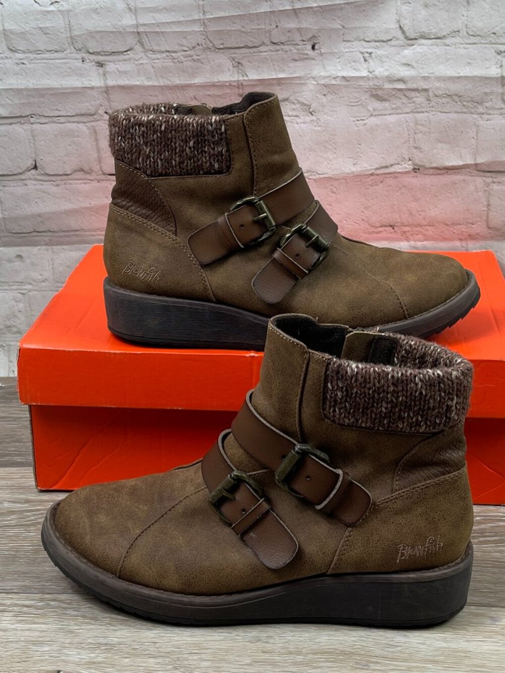 BLOWFISH WOMEN'S SIDE ZIP VEGAN LEATHER BOOTS SIZE 8.5